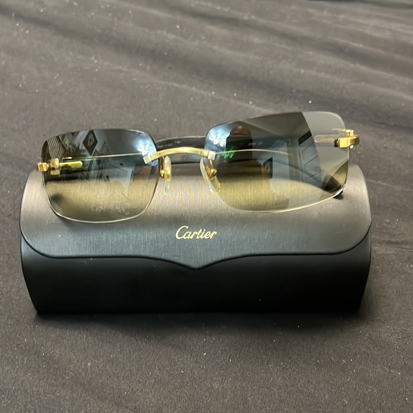 Color Brown, Tan, Gold & green tint. Also my prescription is in them. - Picture 4 of 4